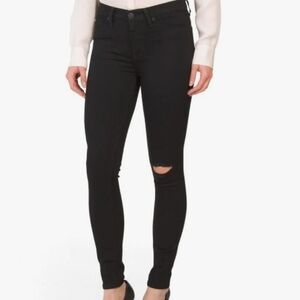 NWT..Hudson Natalie Mid Rise Super Skinny Jeansin Nicor...Size 27